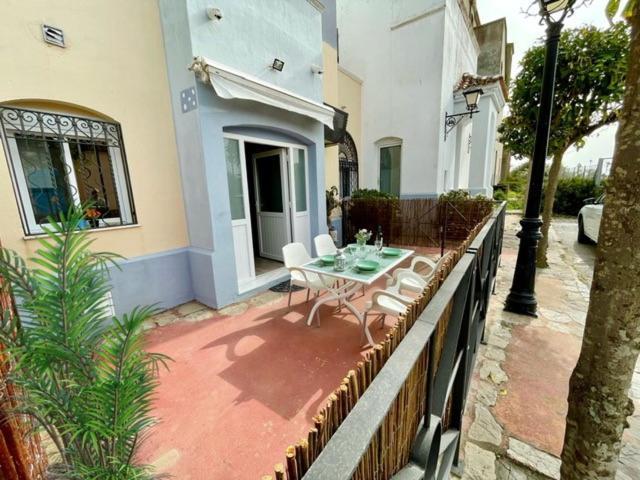 Gatu Sherry, Junto Puerto Deportivo Y Playa " Preferente Mayores De 25 Anos Y Familias " El Puerto de Santa María Exterior foto